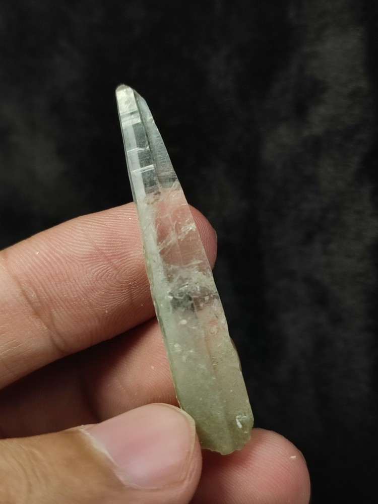Lemurian Quartz Crystal With Unique Growth & Nice Terminations-Pak.