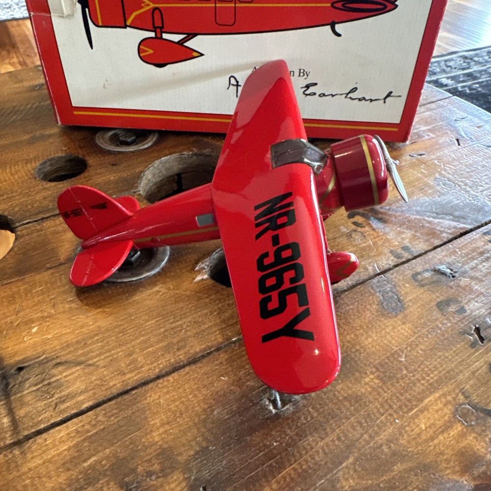 Lockheed Vega Flown By Amelia Earhart 1993