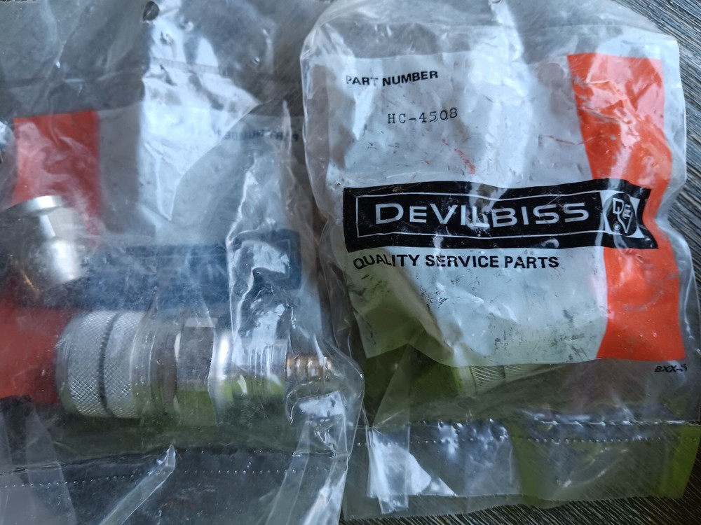 DEVILBISS-  AIR HOSE QUICK DISCONNECTS (4PACKS)