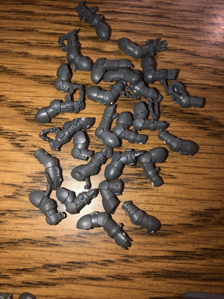 Warhammer 40k Massive Black Templars Bits Lot (b28)