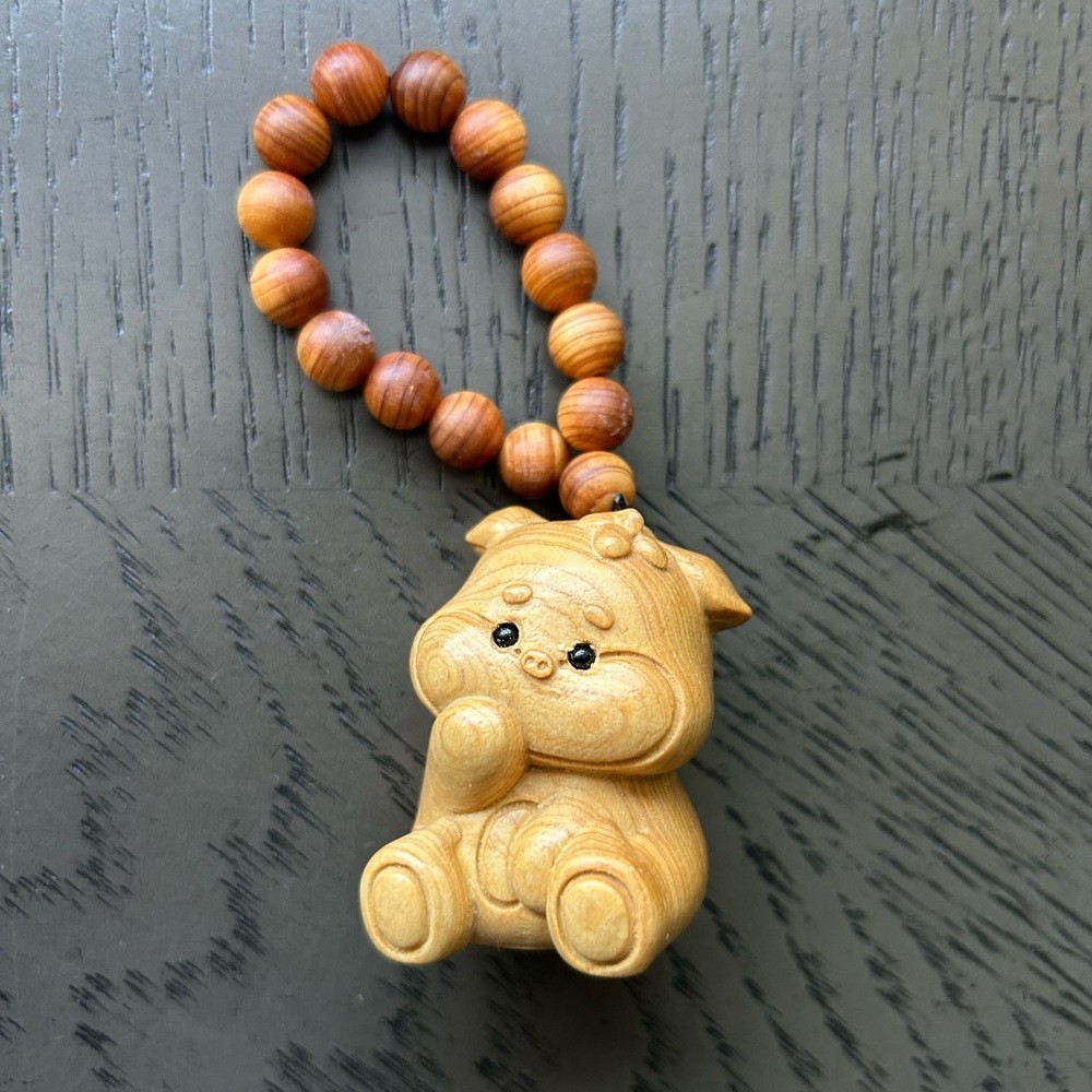 (ONE) Sandalwood keychain