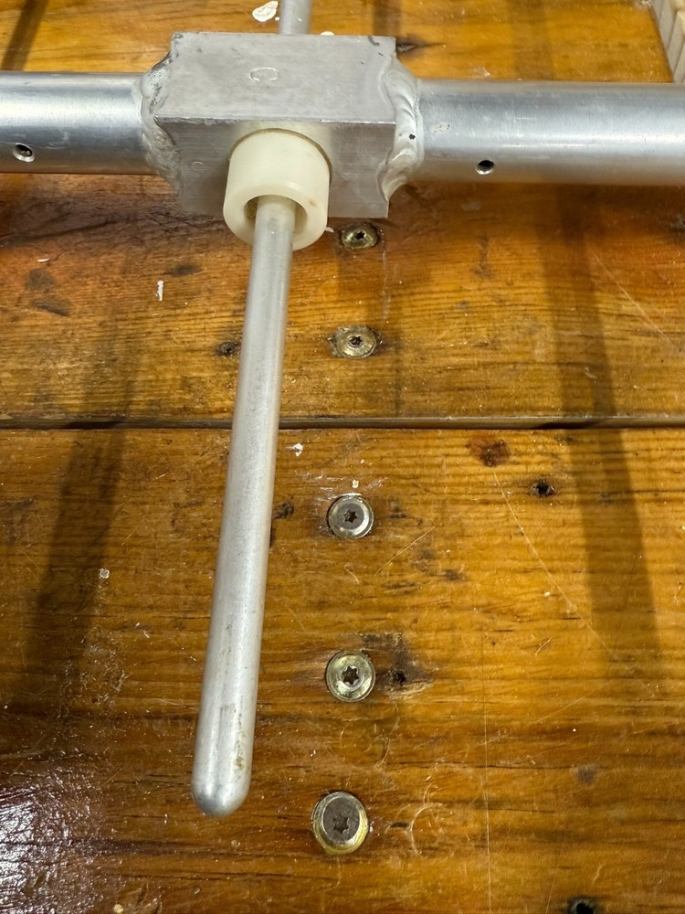 Decibel DB436-C 450-470 MHz 6 Element Yagi Antenna