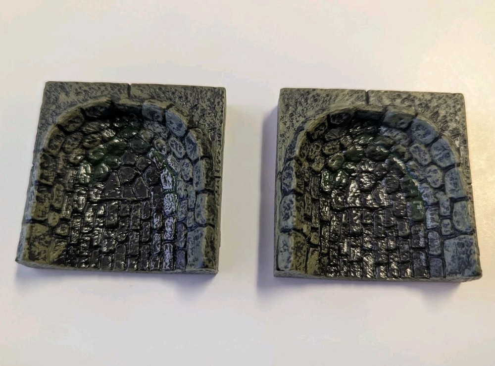 DWARVEN FORGE SEWER SLUICEWAYS 17 PCS SET PRE OWNED