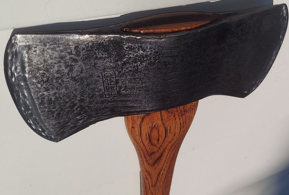 Vintage Plumb Victory double bit Axe