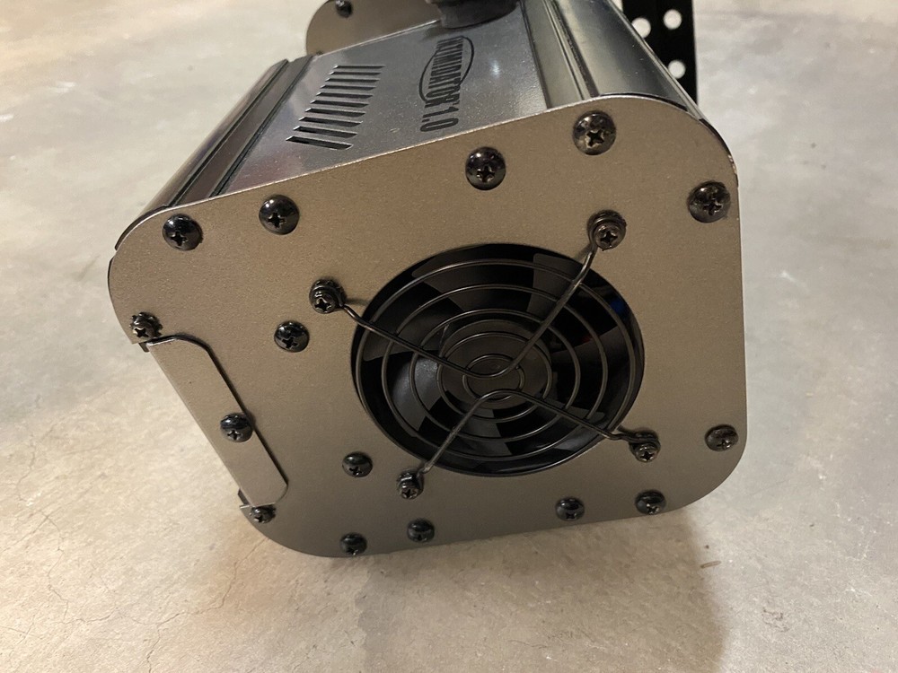 Chauvet Intimidator 1.0