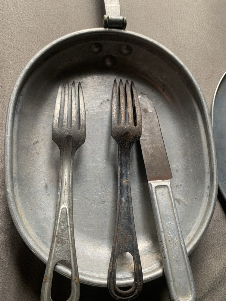 Ww1 Mess Kit with Utinsels Original