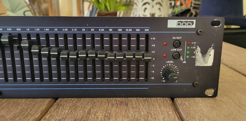 DOD Graphic Equalizer R-831 C Series