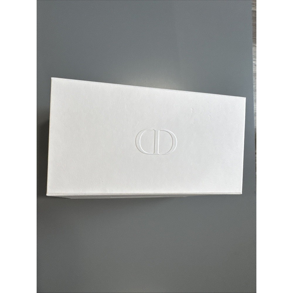 Christian Dior Empty Gift Storage Box Foldable White Medium 8 X 6.5 X 4.5 In