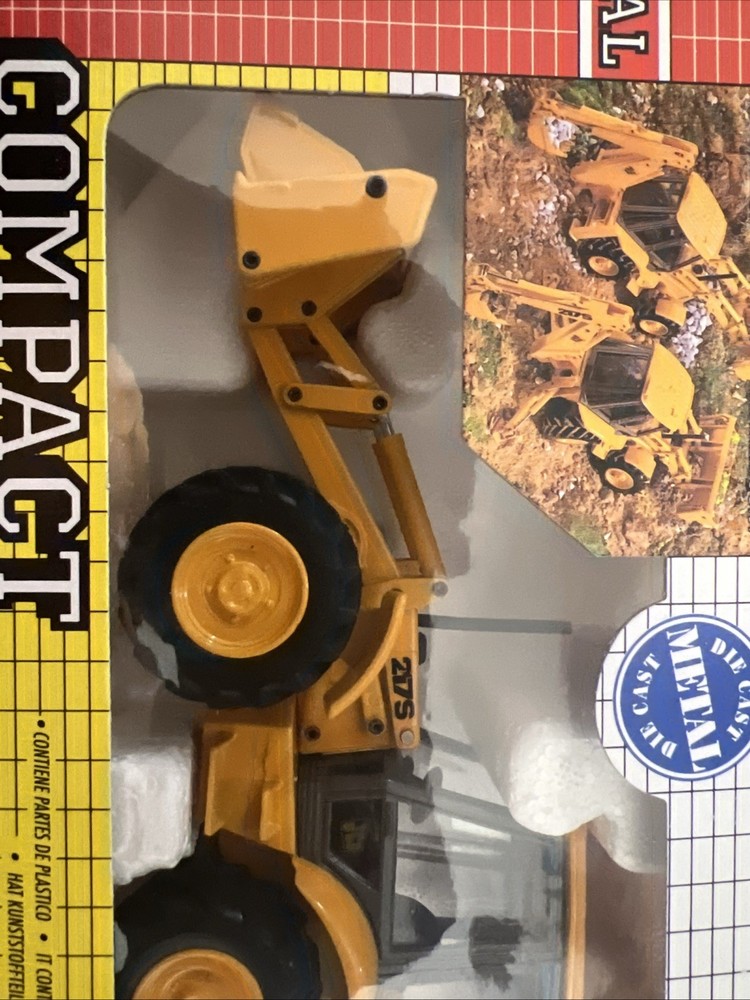 JOAL COMPACT JCB 217S CENTER MOUNT LOADER 1/35 NIB