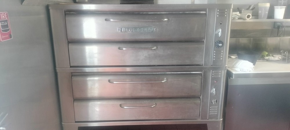 BLODGETT 1048 PIZZA OVEN DOUBLE STACK