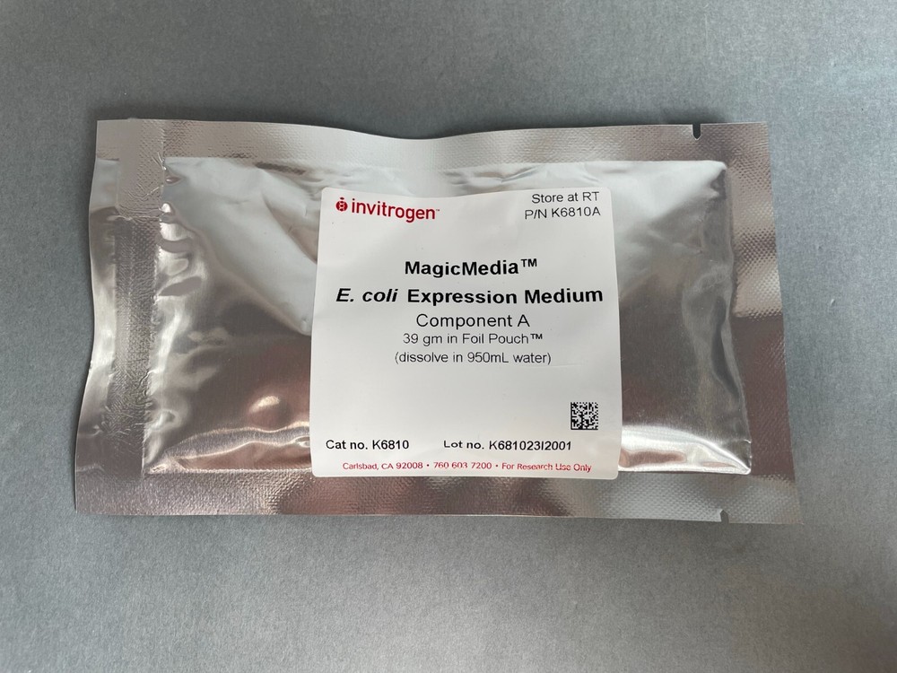 Invitrogen MagicMedia Expression Medium Total of 4 Foils