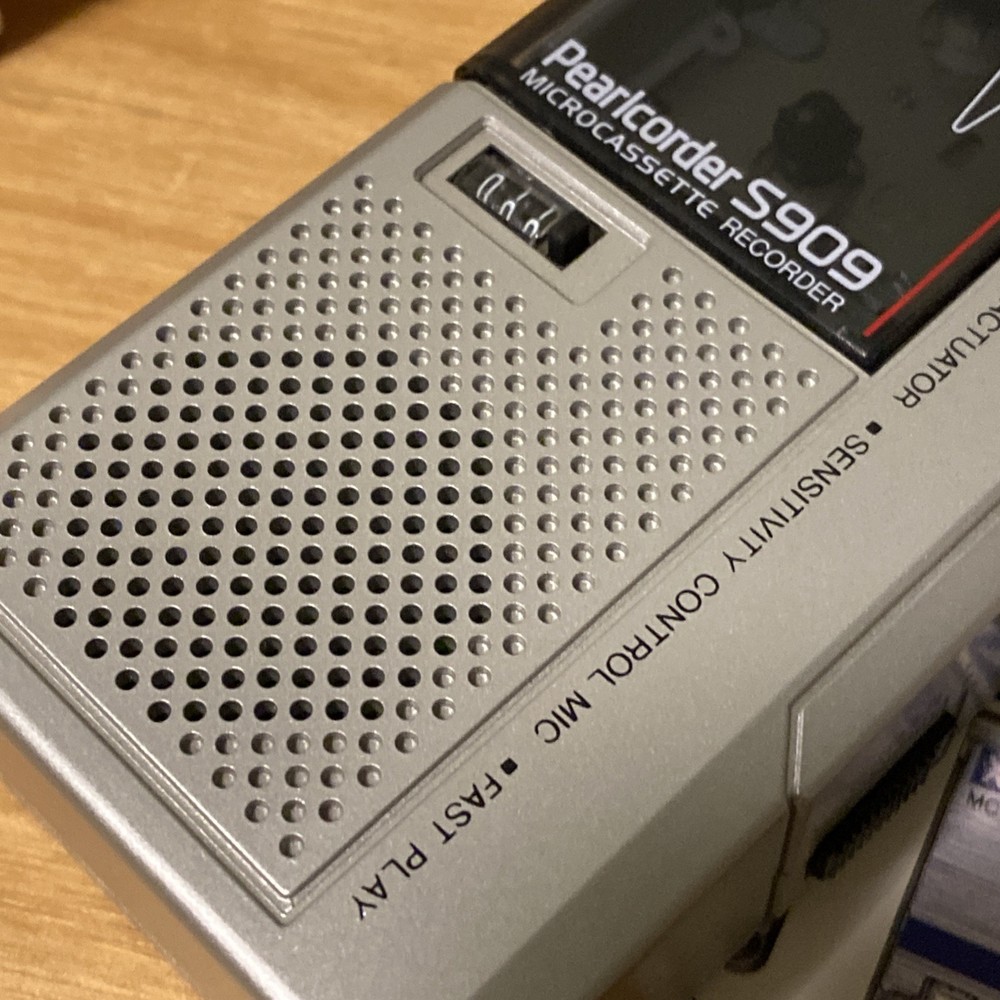 Olympus PearlCorder S909 Microcassette Recorder - In Box Never Used