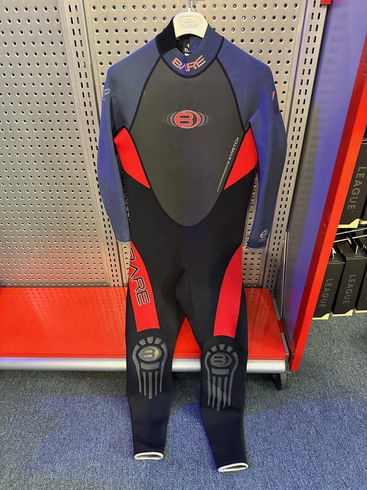 3/2mm BARE Velocity Men’s Size MS Used Wetsuit