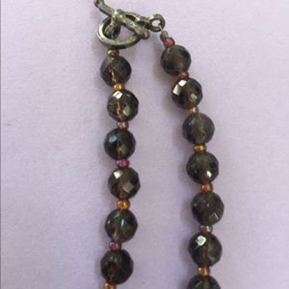 Handmade green circle necklace