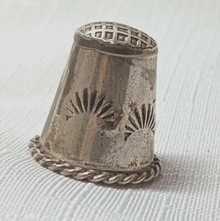 Sterling Silver Southwestern Thimble Signed LB
