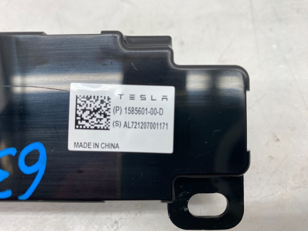 ⭕ 17-23 Model 3 Y Left/Right Wi-Fi Bluetooth Antenna Control Module 1585601-00-D
