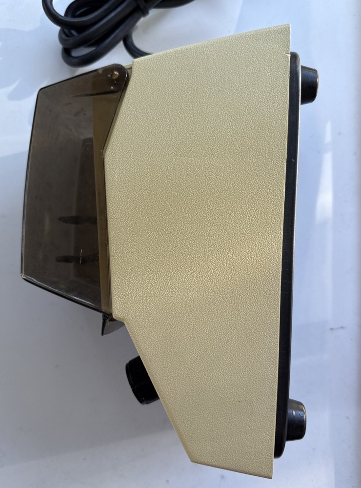 Crescent Dental MFG Model DS-80 WIG-L-BUG Amalgamator
