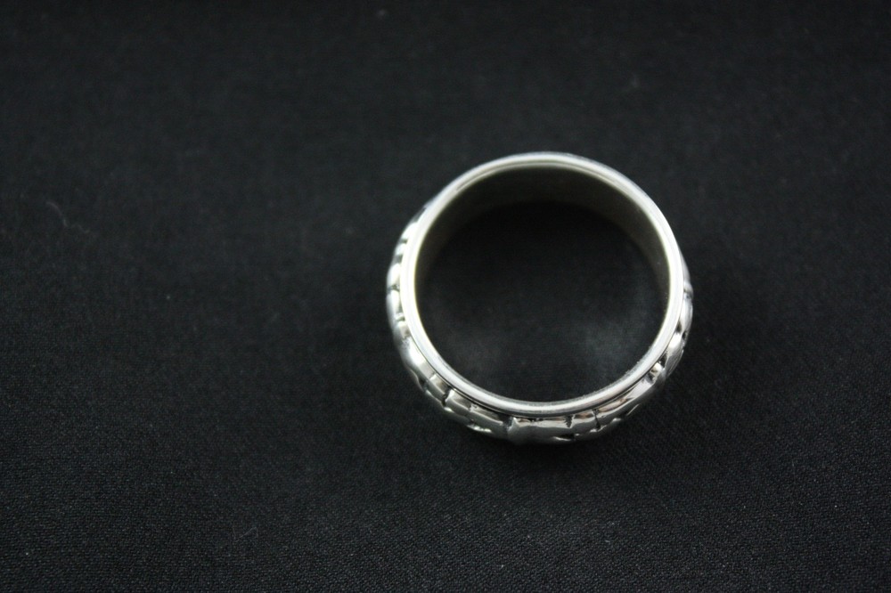 .925 Sterling Silver Spinner Ring Claddagh Celtic