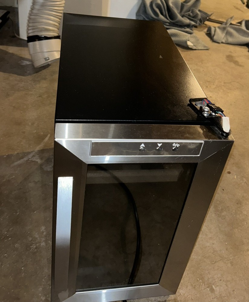 Ivation 8-Bottle Wine Fridge, or 16 can Mini fridge, Silver