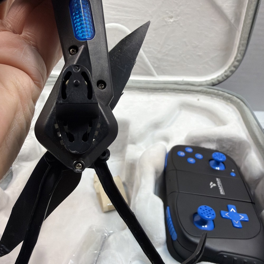 SNAPTAIN S5C Black Blue Quadcopter Drone with Controller & Case, Tested & Works
