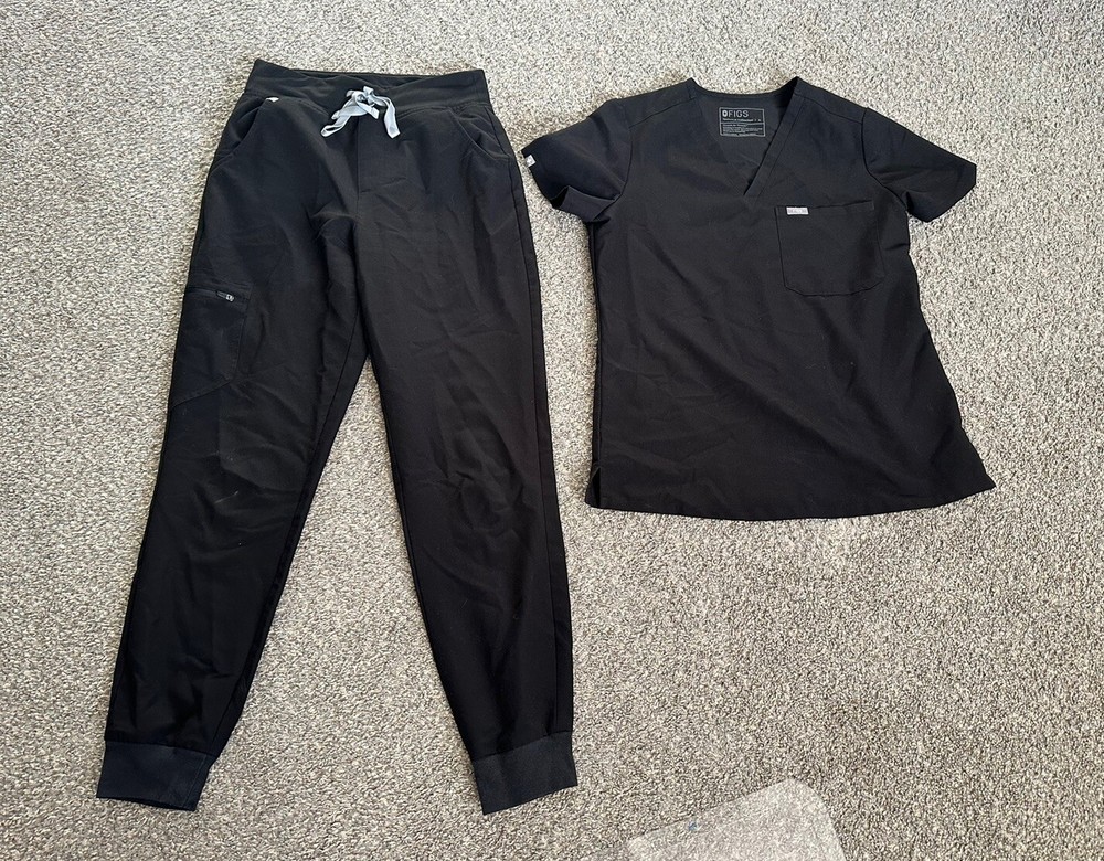 Figs Black Jogger Scrub Set Size S (A30)
