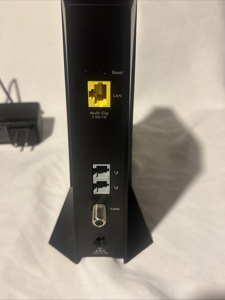 Netgear Nighthawk Voice Cable Modem CM2050V