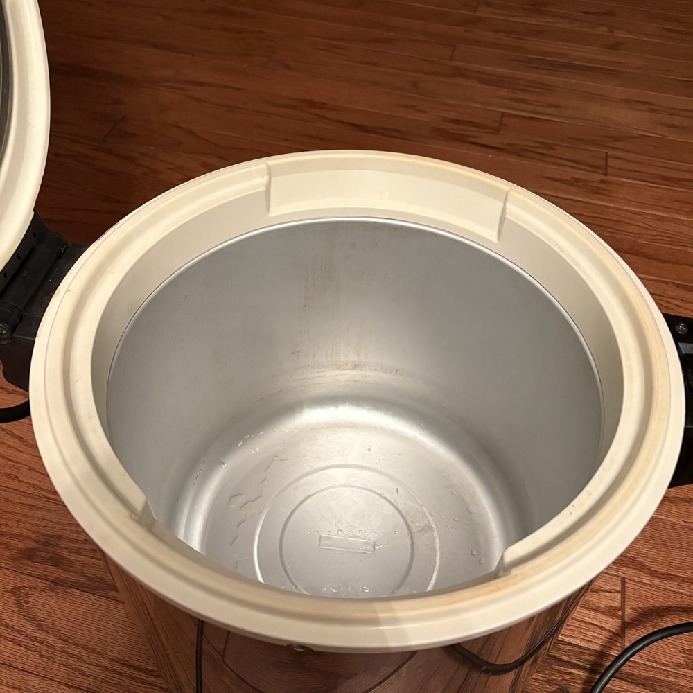 Zojirushi Rice Cooker