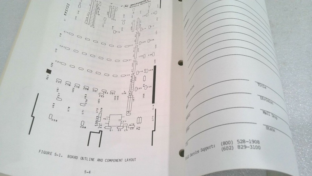 MOTOROLA MMS1132/D2, MMS1132 ADD-IN MEMORY ARRAY BOARD USER'S MANUAL 2ND EDITION