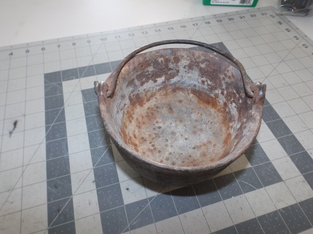 Unbranded Lead Melting Pot