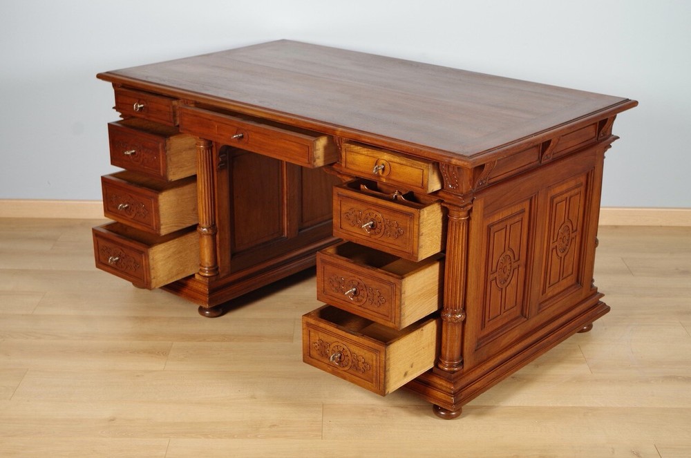Honoré Dufin: Renaissance style office