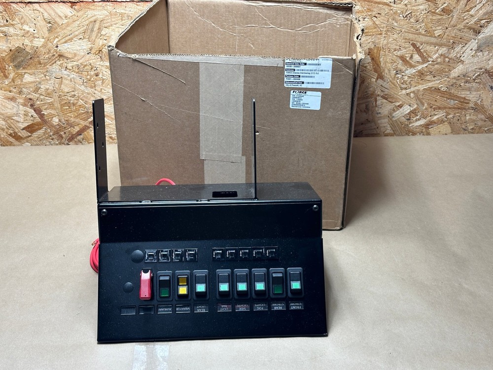 Force America Control Switch Panel w/ 9x Toggle Switches & 15A Breakers 1142648