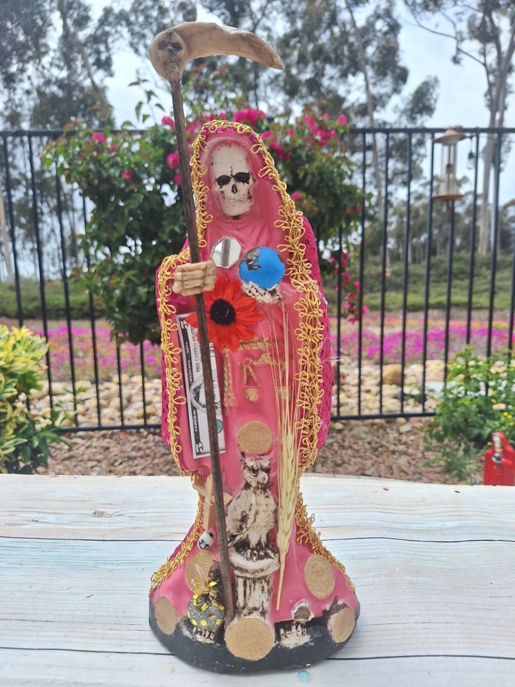 Santa Muerte Blessed Color Pink Size 13" Study Issue - Dressed Luck Bendesida