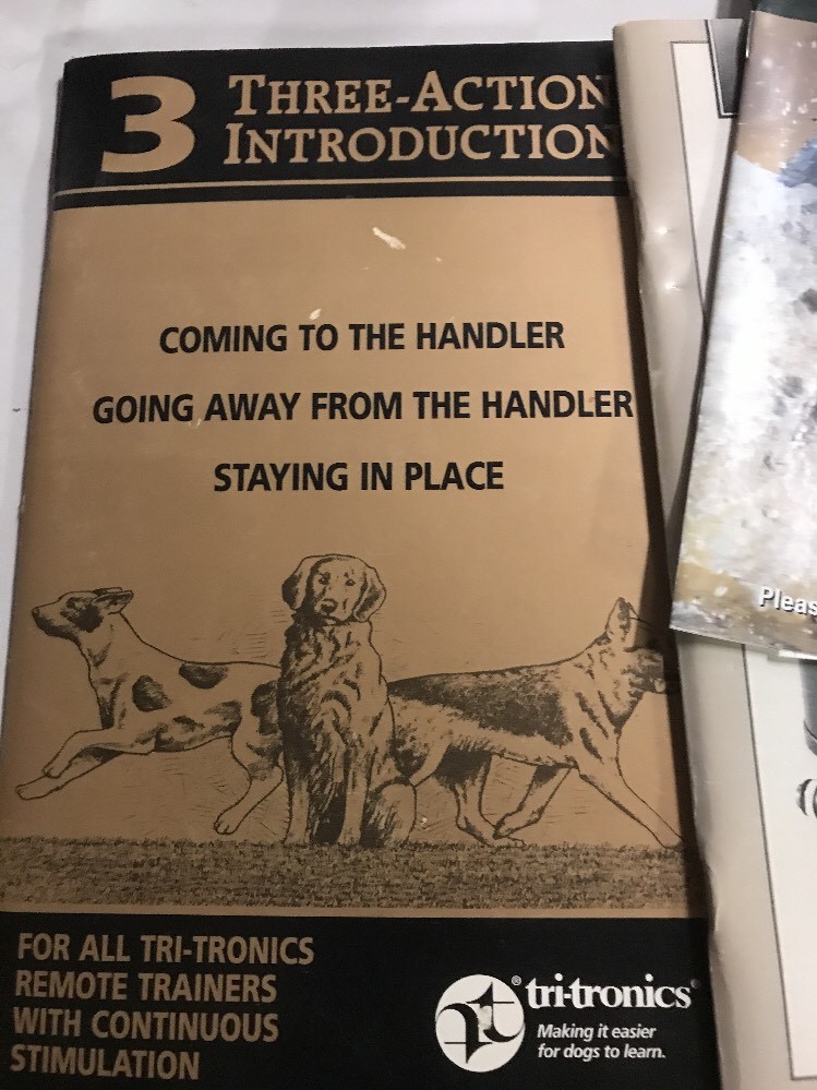 Tri-Tronics 100 Lite remote dor training system w/ bark trainer, case, charger++