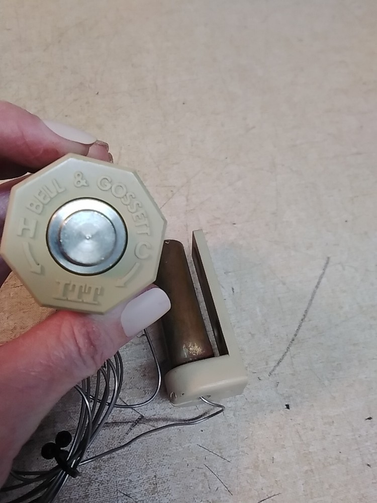 ITT Bell & Gossett Hot, Cold Thermostat W/ Sensor Range