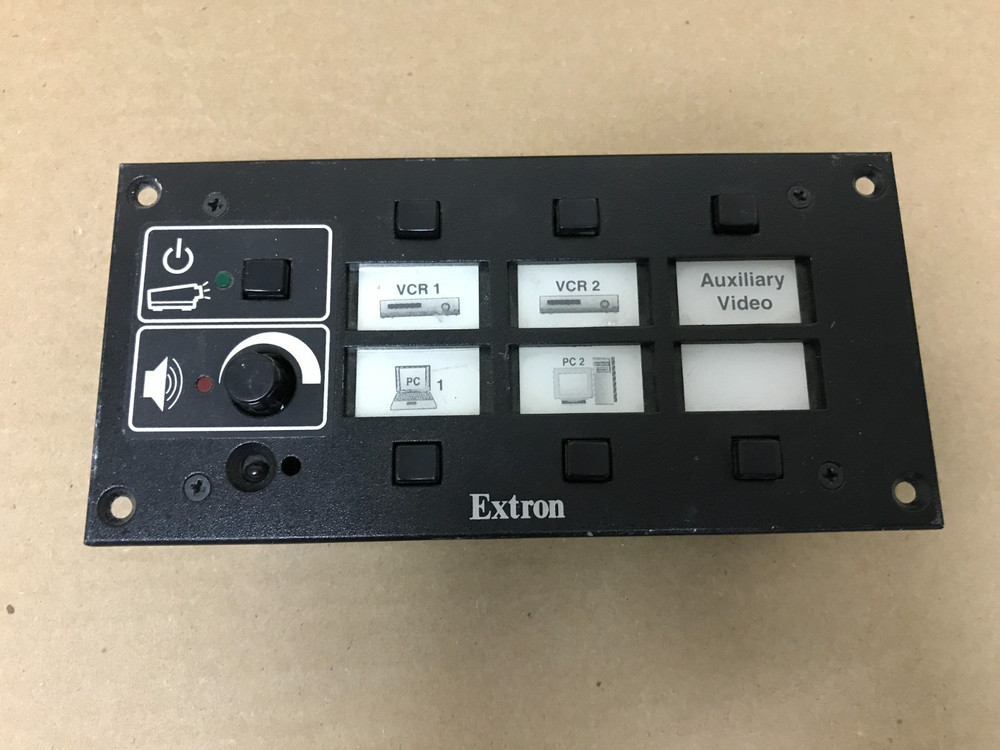 Extron MLC 206 panel with MediaLink Controller RS-232 Config Port