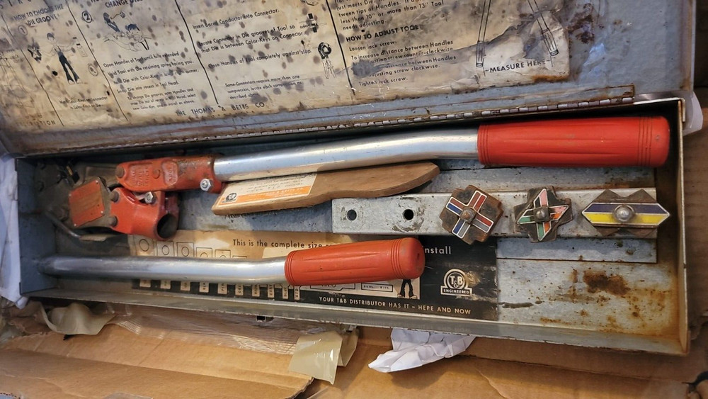 Thomas & Betts TBM5 Hydraulic Crimper Tool Set