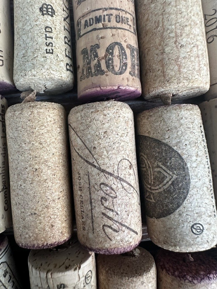 50 Wine Corks Used