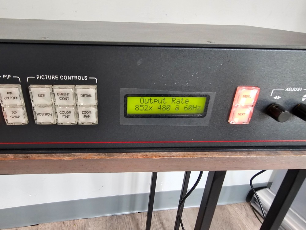 Extron DVS-510 Digital Video Scaler