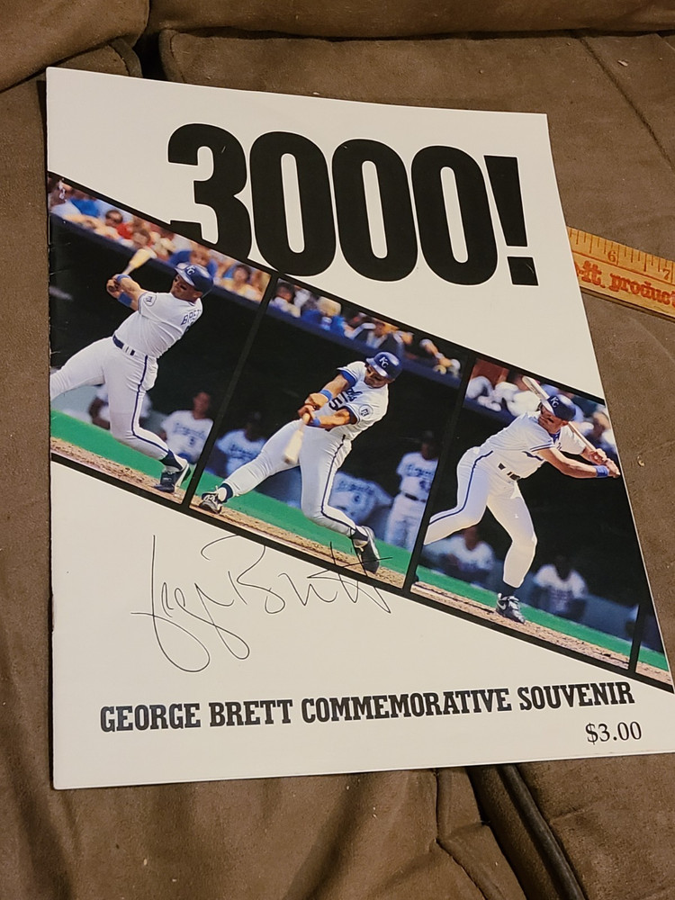 George Brett 3000 Hits Commemorative Souvenir Program