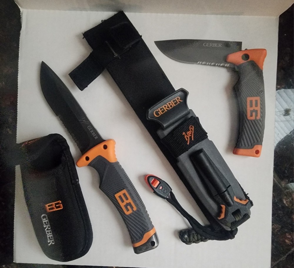 Gerber Bear Grylls Survival Knife Set Folder & Fixed Blade Fire Starter Sheath