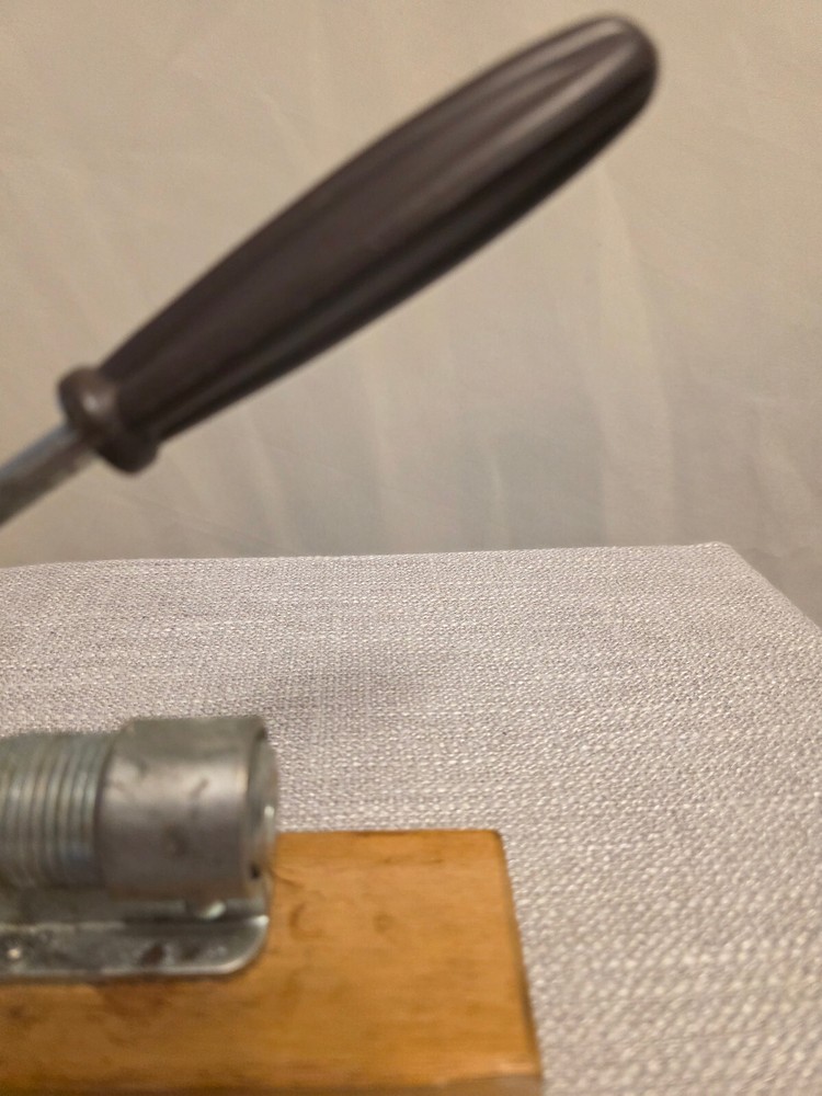 VTG Nut Cracker Pecan Nutcracker Wood & Metal