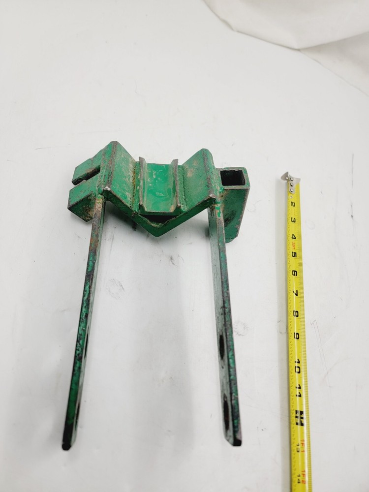 Greenlee Pipe Adapter Frame