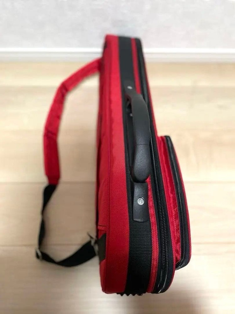 Kamaka Ukulele Concert HF-2 case