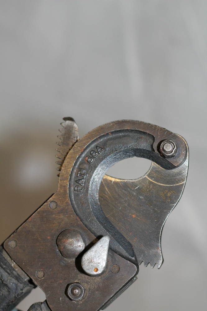 greenlee cable cutter 88A