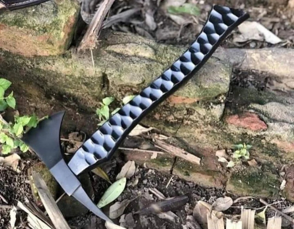 Custom Made High Carbon Steel Tomahawk