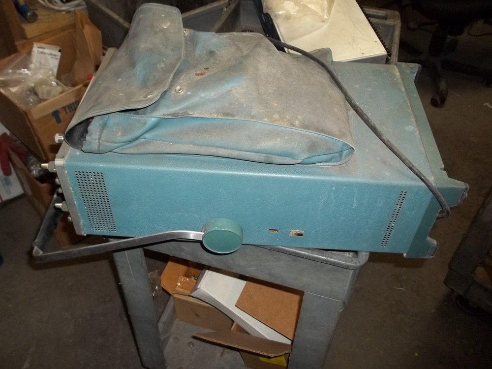 TEKTRONIX 464 STORAGE OSCILLOSCOPE (J4)