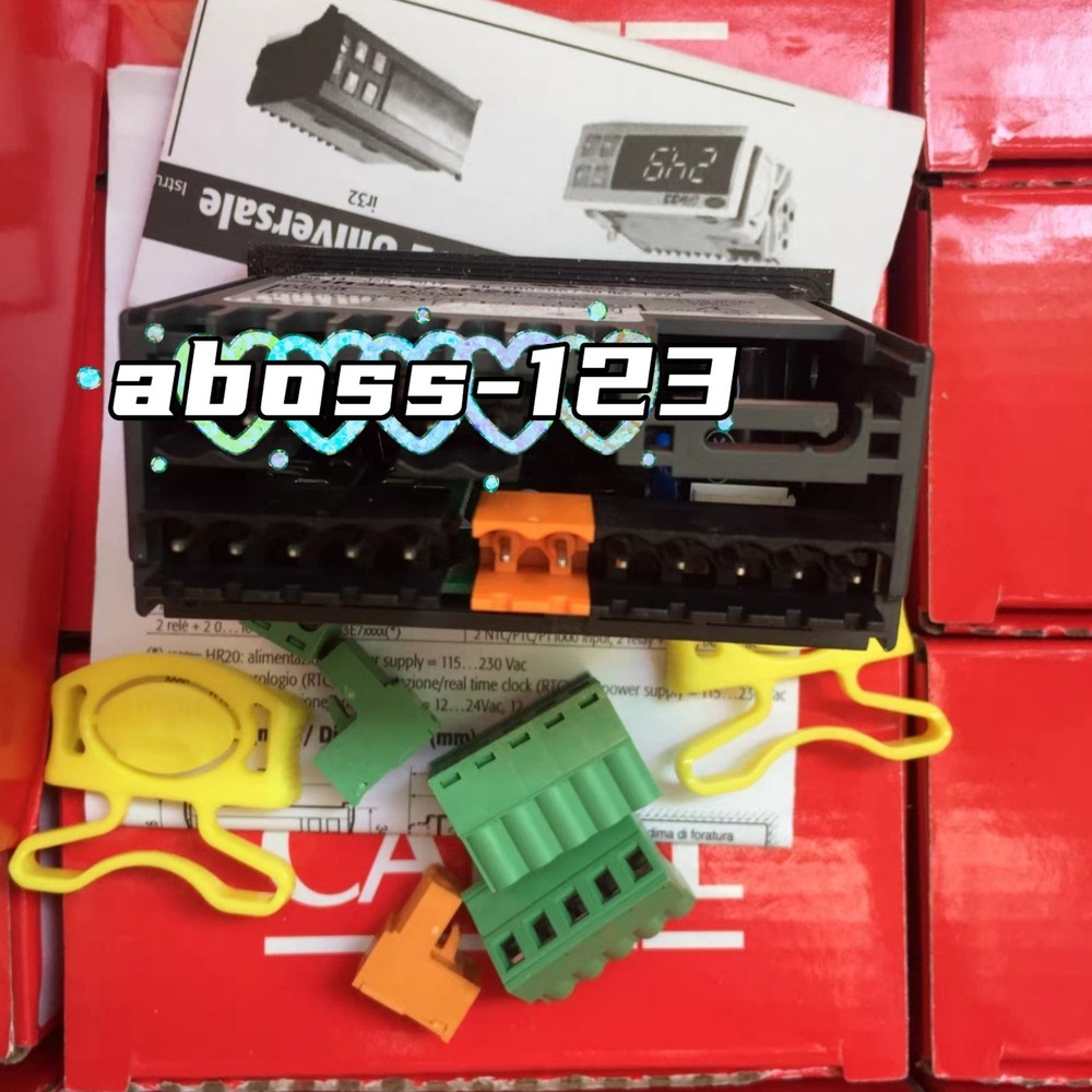 CAREL IR33A7LR20 Temperature controller#1pcs New In Box