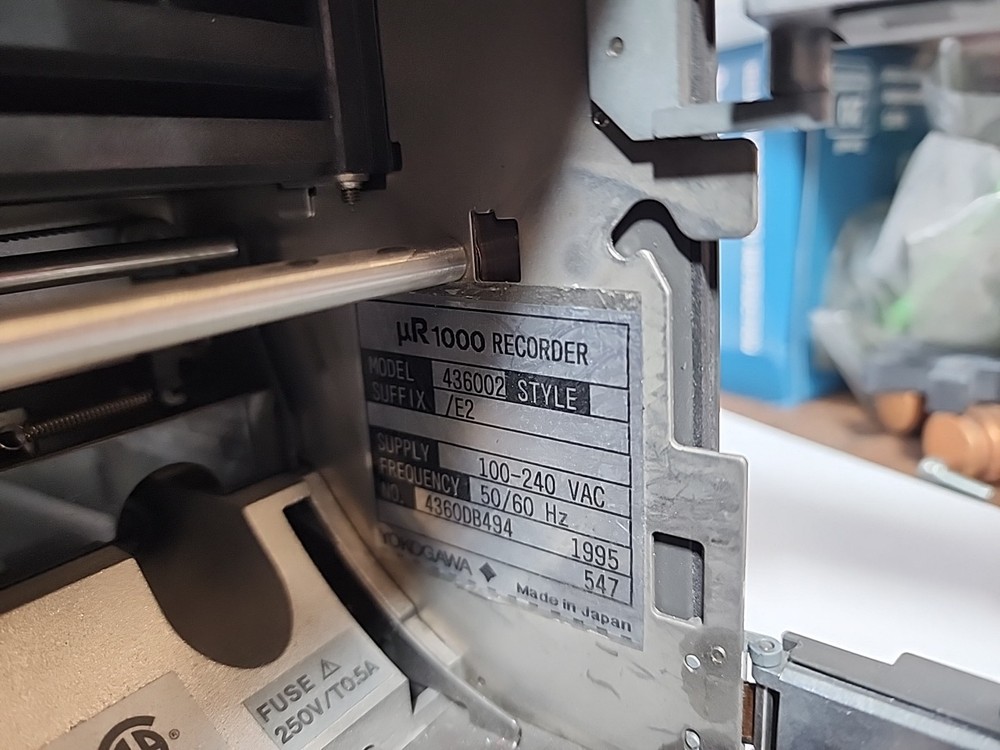 Yokogawa 436002, uR1000 Chart Recorder E2