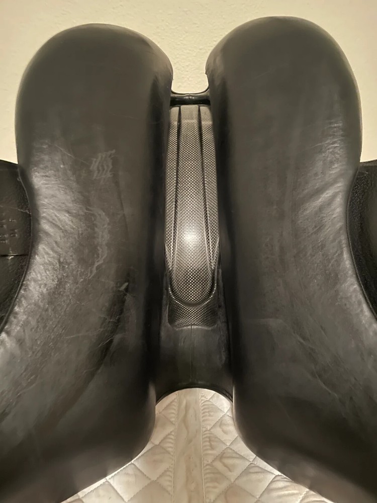 18.5" - 2020 Devoucoux Harmonie, 1A Flap, Normal Tree, *Bling* - Beautiful!