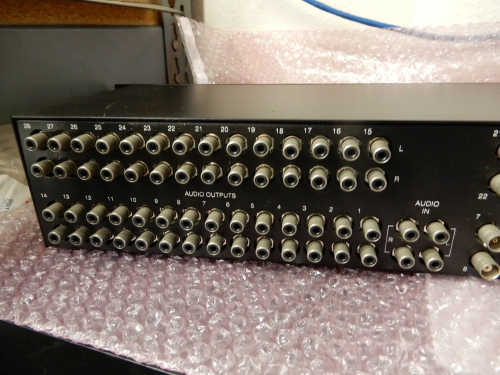 Audio Video Distribution splitter